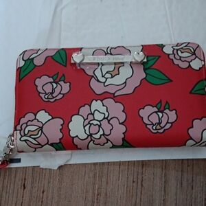 Betsey Johnson Red Floral Wrisrlet/wallet NEW